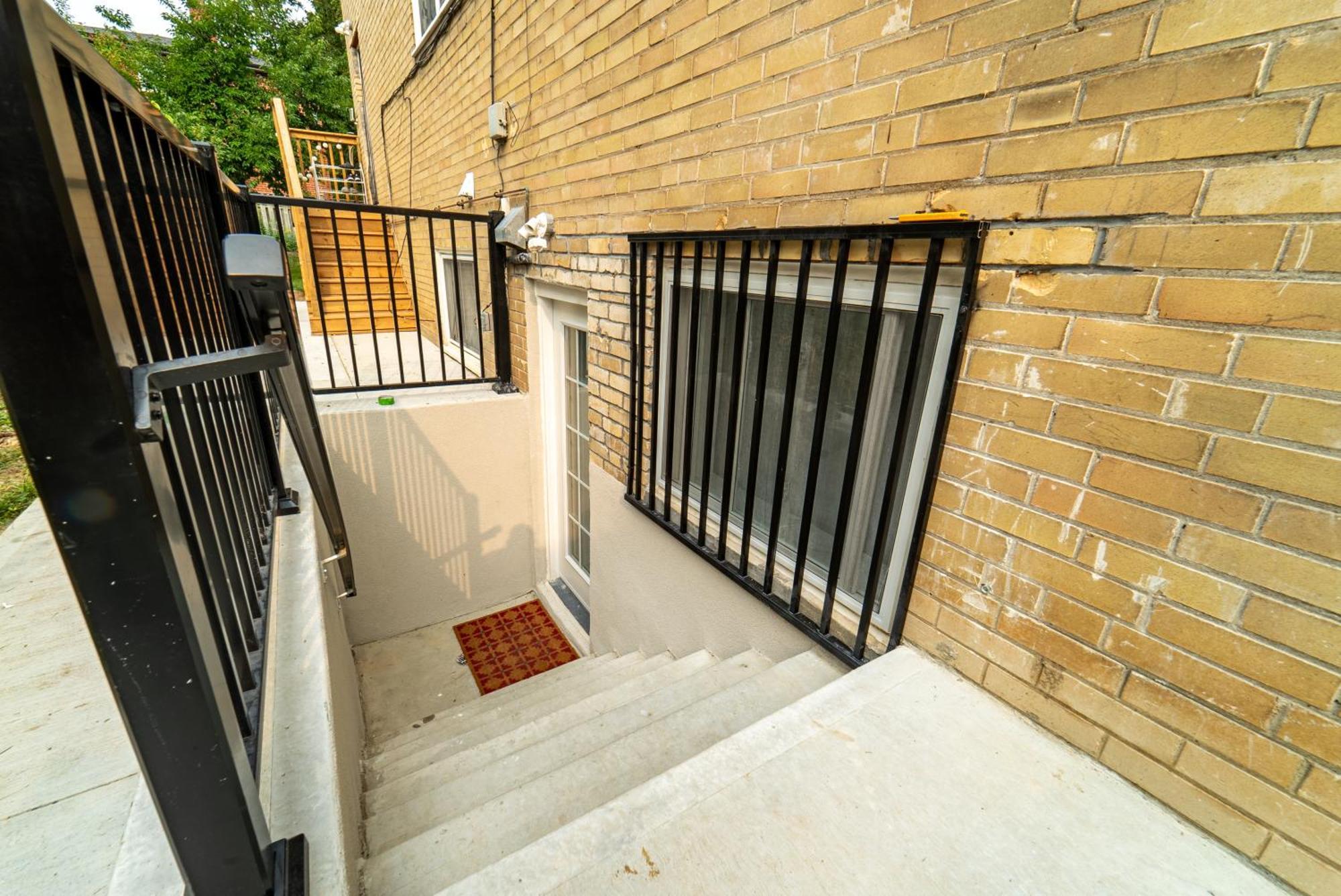 Quiet & Comfortable Double Private Room, Free Parking Toronto Exterior photo